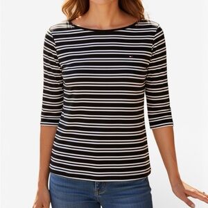 Tommy Hilfiger Women's Navy and White Striped Tee